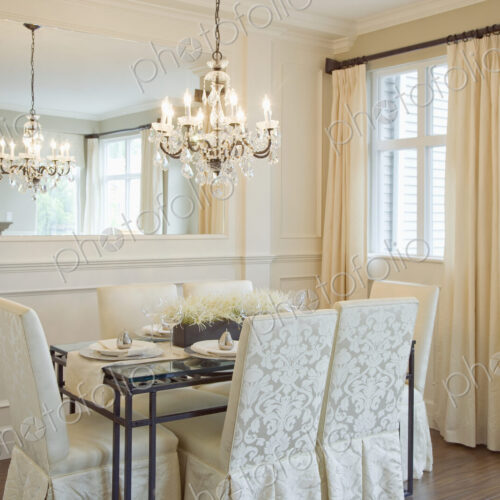 Luxury dining room with chandelier