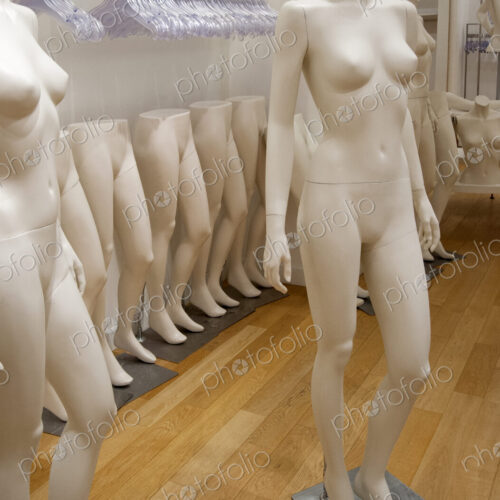 Mannequins Mannequins
