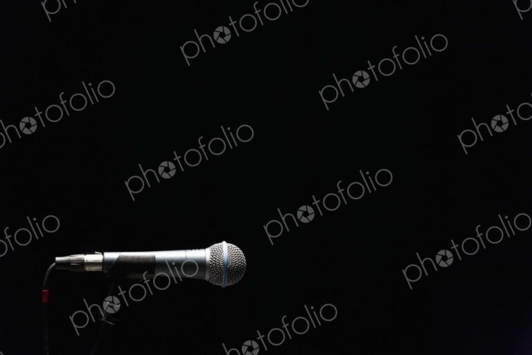 Microphone