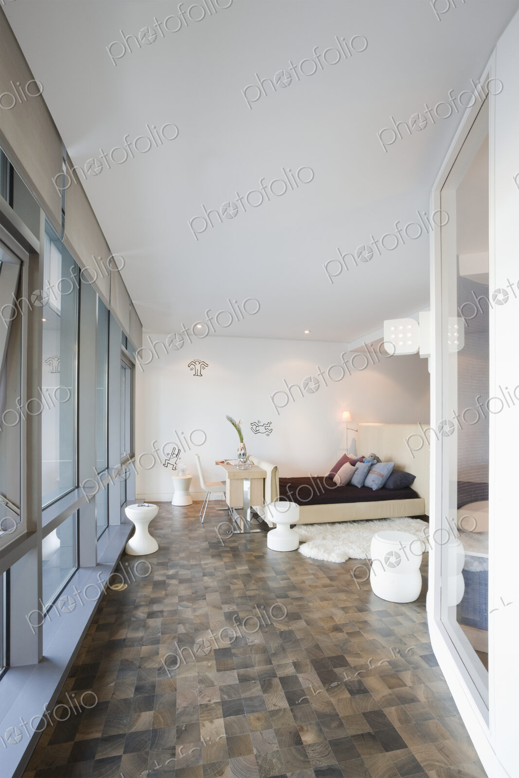 Modern bedroom