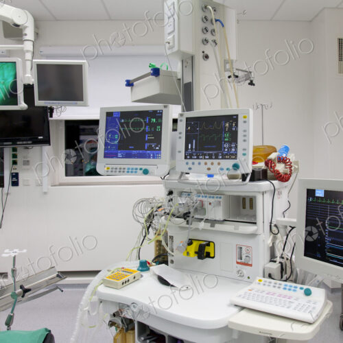 Modern well equipped operating theatre in a new hospital. Modern well equipped operating theatre in a new hospital.