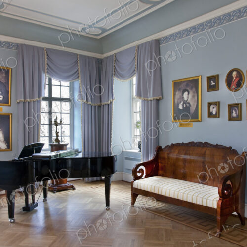 Music Room With a Piano Music Room With a Piano