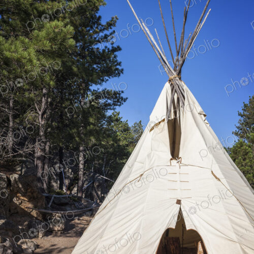 Native American teepee, Mount Rushmore National Memorial, Black Hills, South Dakota,… Native American teepee, Mount Rushmore National Memorial, Black Hills, South Dakota,…