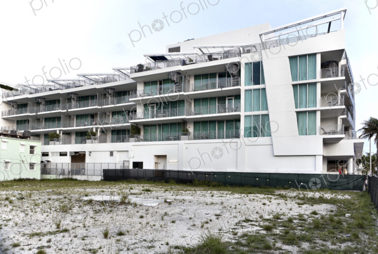 Neglected Lot Next to a Luxury Hotel