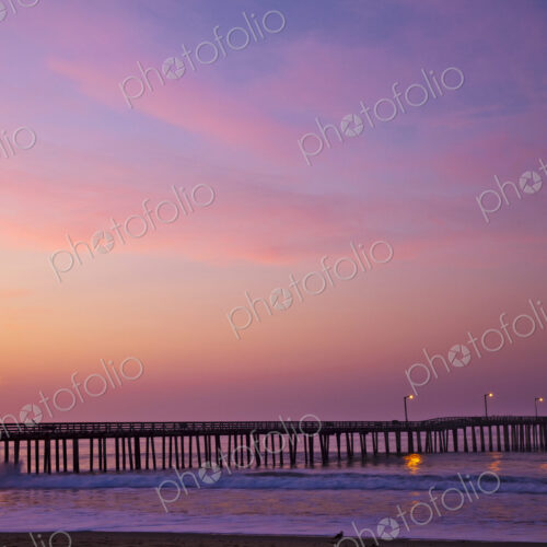 Ocean Pier at Dawn Ocean Pier at Dawn