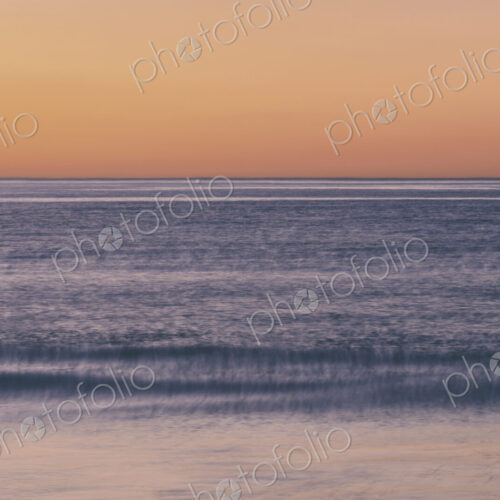 Ocean seascape, view to the horizon over the water surface.