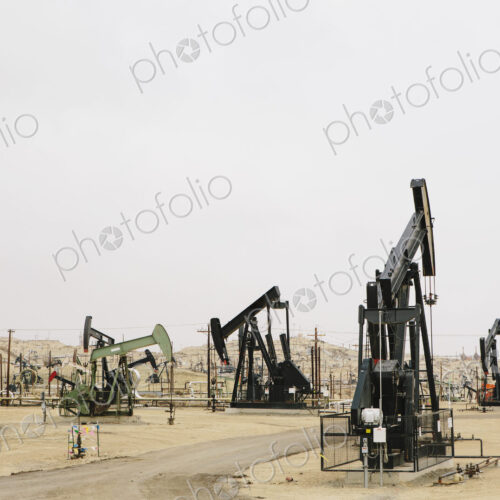Oil rigs and wells in the Midway-Sunset shale oil fields, the largest in California Oil rigs and wells in the Midway-Sunset shale oil fields, the largest in California