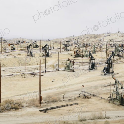 Oil rigs and wells in the Midway-Sunset shale oil fields, the largest in California Oil rigs and wells in the Midway-Sunset shale oil fields, the largest in California