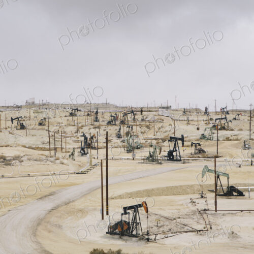 Oil rigs and wells in the Midway-Sunset shale oil fields, the largest in California Oil rigs and wells in the Midway-Sunset shale oil fields, the largest in California