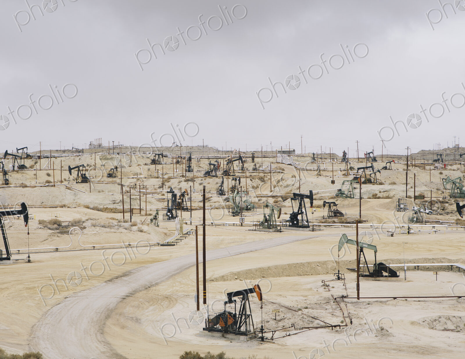 Oil rigs and wells in the Midway-Sunset shale oil fields, the largest in California