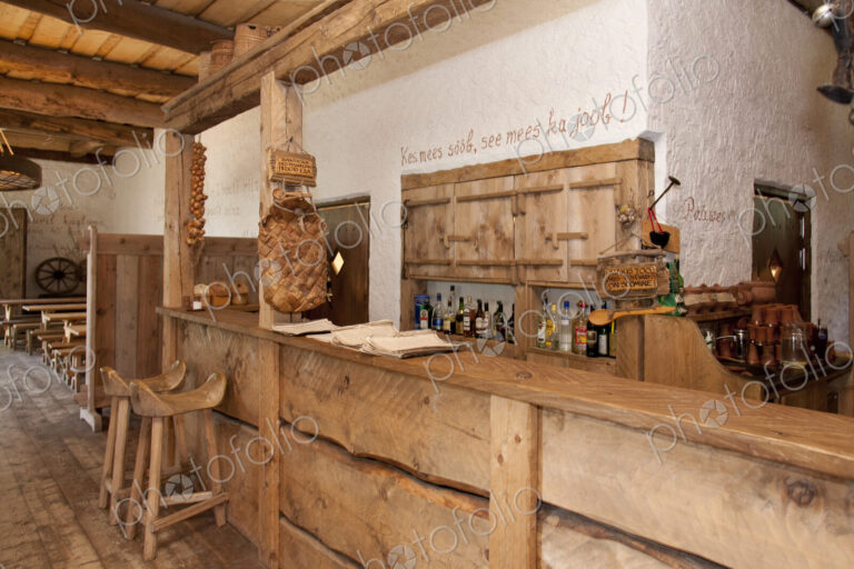 Old Inn Bar