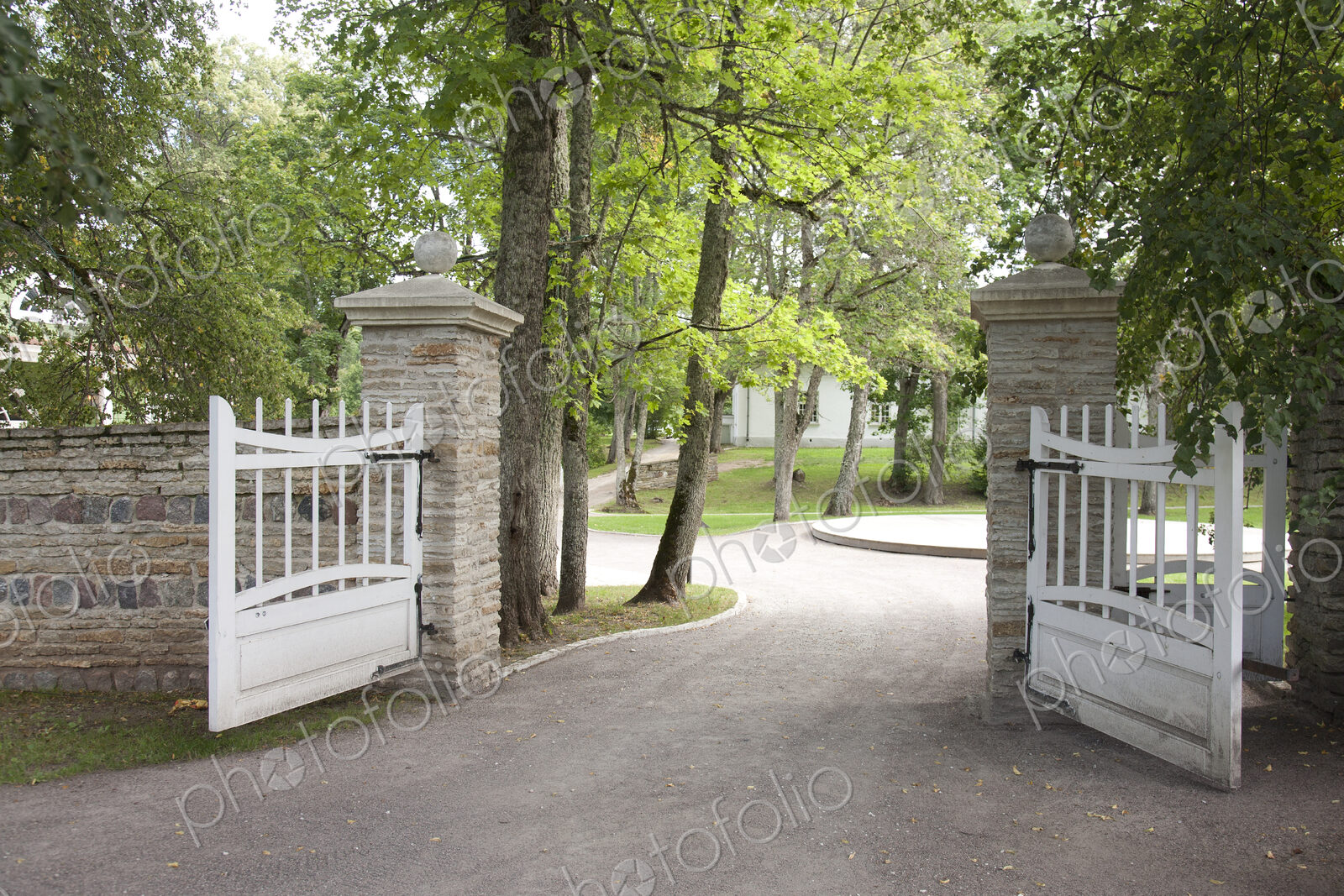 Open Gates to the Palmse Manor