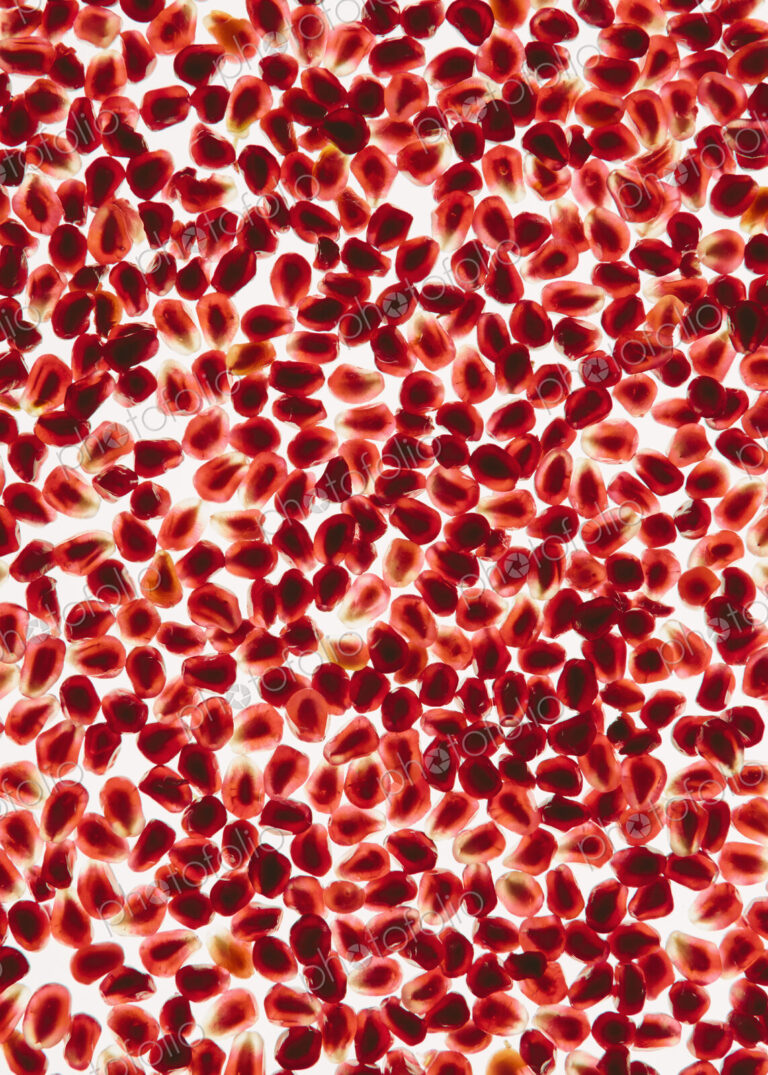 Organic pomegranate seeds