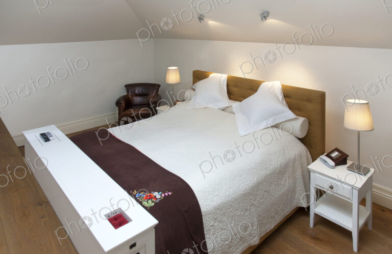 Pädaste Manor Bedroom