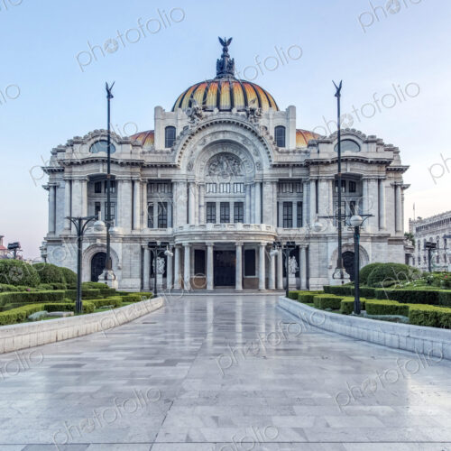Palciao de Bella Artes and courtyard, Mexico City, Federal District, Mexico
