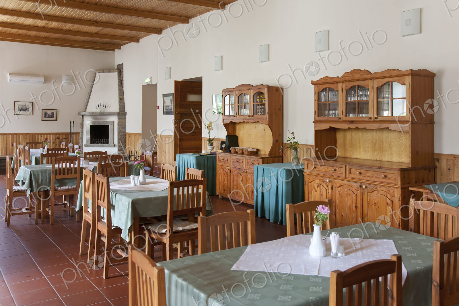 Palmse Manor Restaurant Dining Room