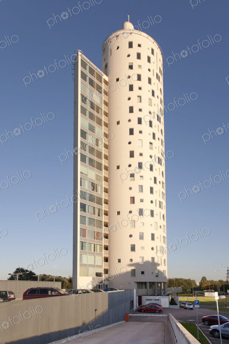 Parking Lot at Tigutorn Tower
