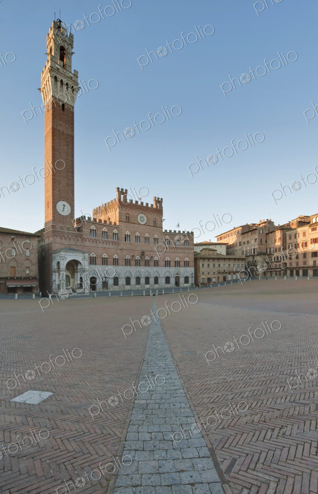 Piazza del Campo City Hall