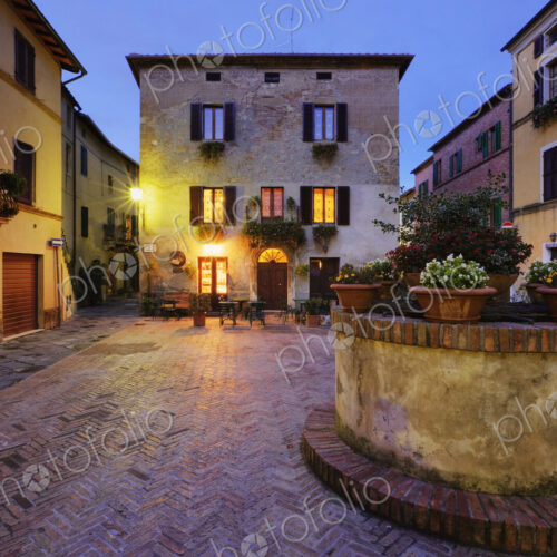 Piazza di Spagna at Dusk
