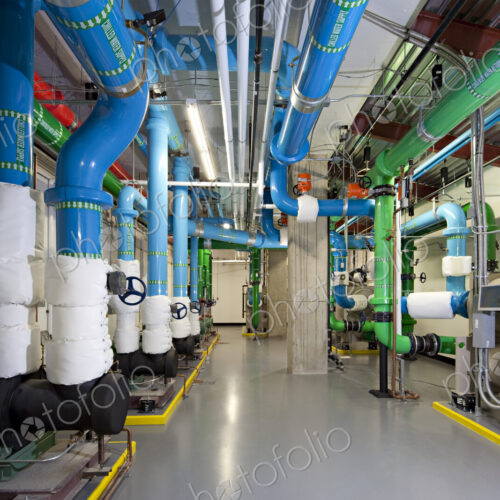 Pipe infrastructure in biotech laboratory