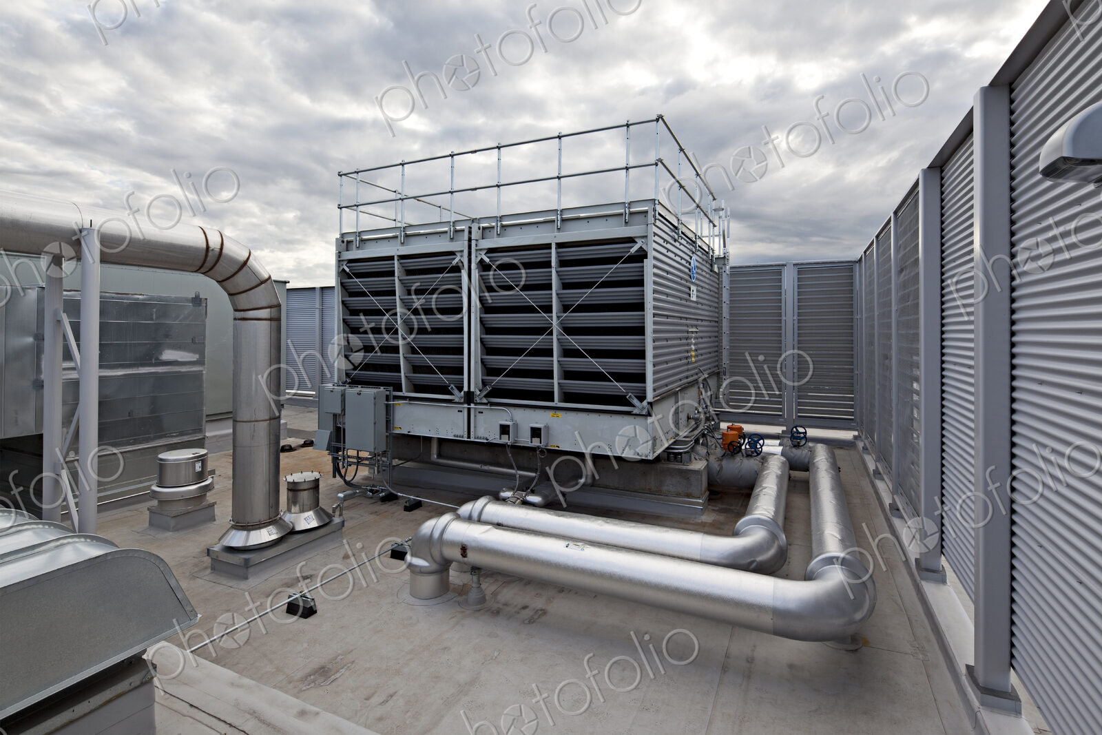 Pipe infrastructure on roof of building