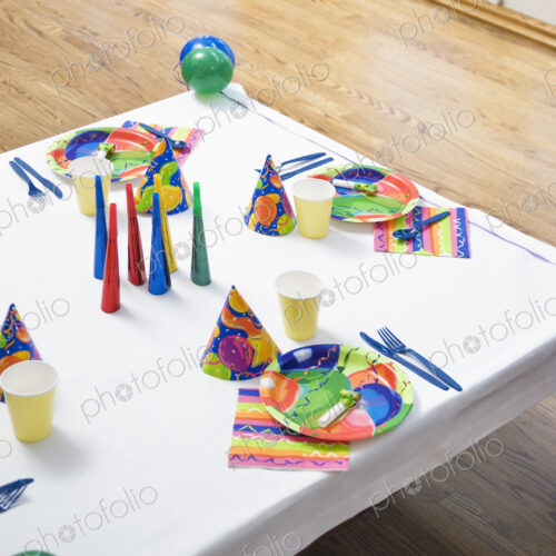Place Settings For a Birthday Party Place Settings For a Birthday Party