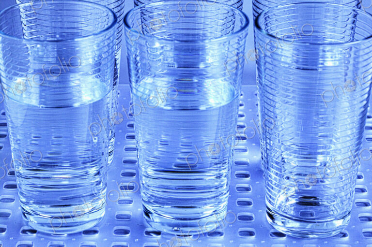 Plastic Drinking Glasses
