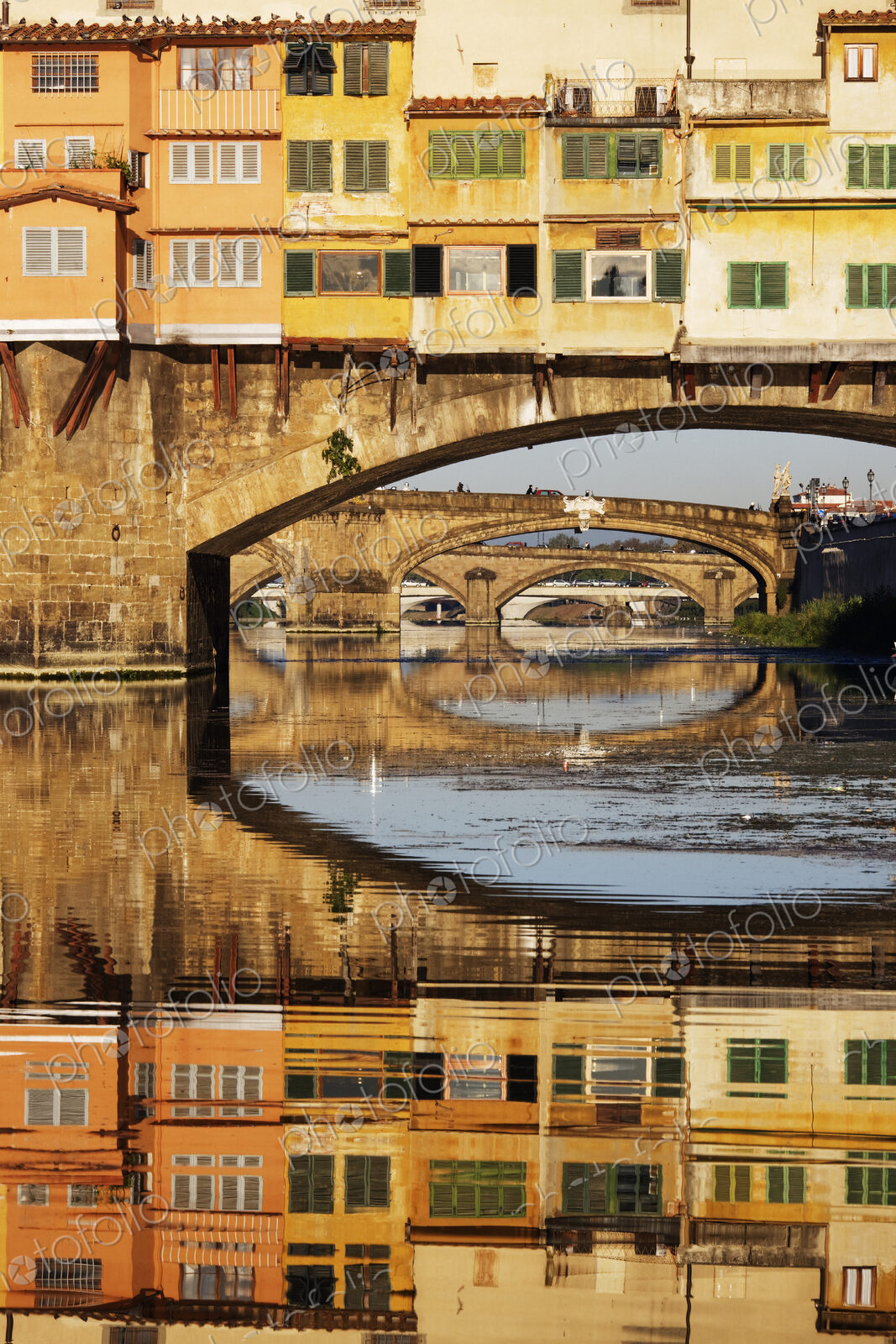 Ponte Vecchio Crossing the River A