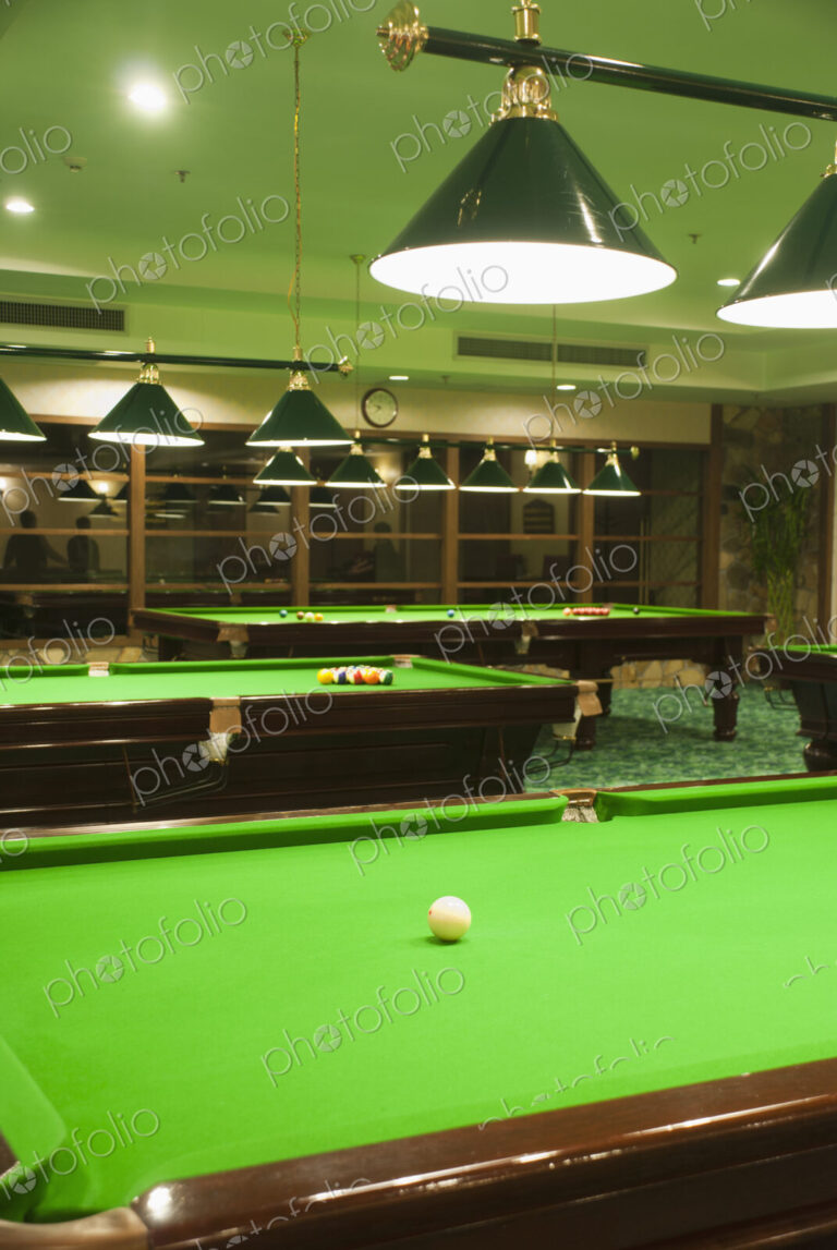 Pool table