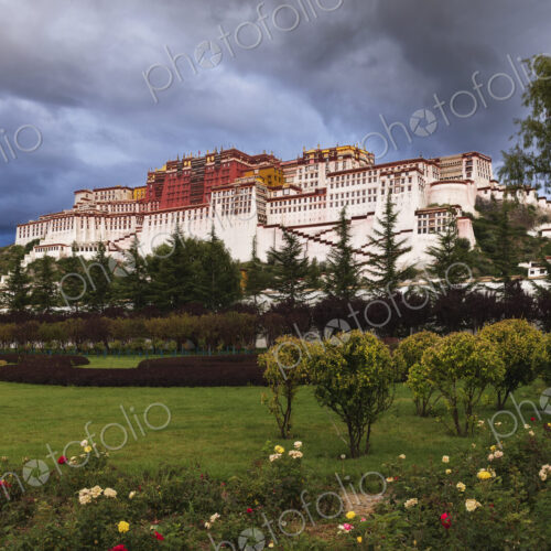 Potala Palace at Sunrise Potala Palace, Lhasa, Autonomous Region of Tibet