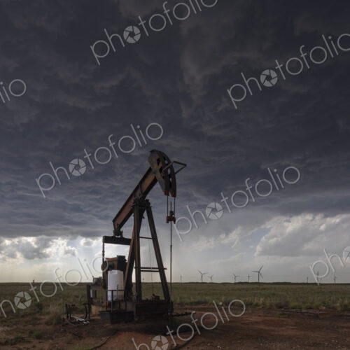 Pump Jack under a Developing Supercell