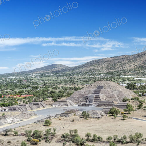 Pyramid ruins in remote landscape, San Juan Teotihuacan, State of Mexico, Mexico Pyramid ruins in remote landscape, San Juan Teotihuacan, State of Mexico, Mexico