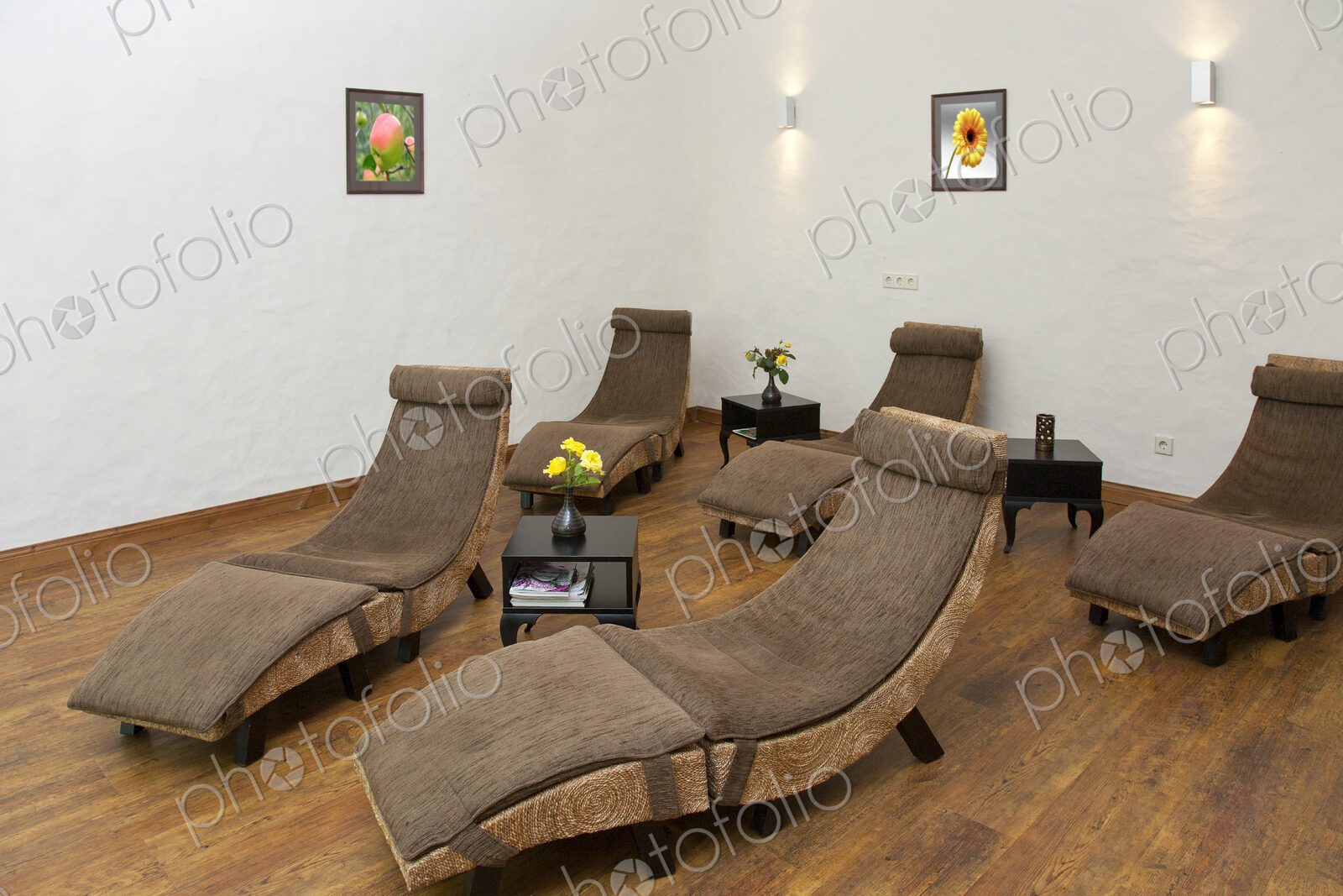 Recliner Chairs