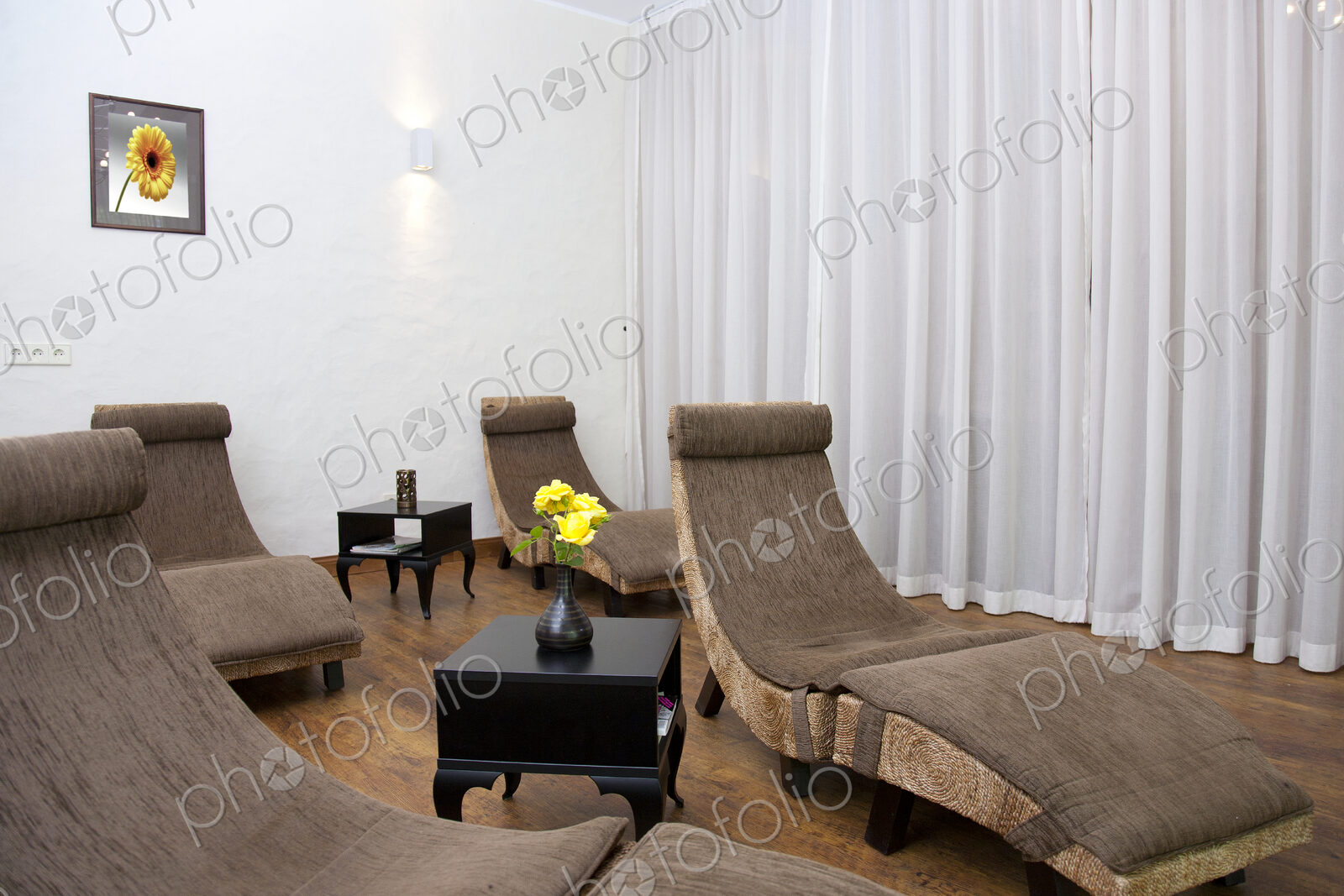 Recliner Chairs
