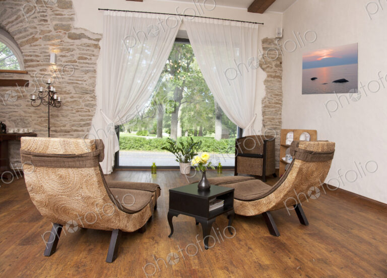 Recliner Chairs With a Window View