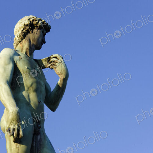 Replica of Michelangelos David in the Piazza Michelangelo Replica of Michelangelos David in the Piazza Michelangelo