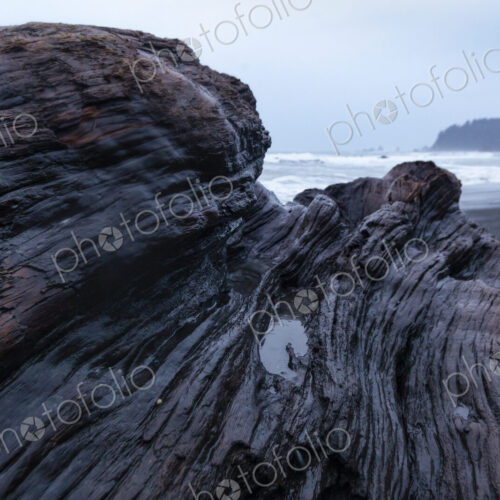 Rialto Beach, Olympic National Park, Mora, La Push, rock formations, layered… Rialto Beach, Olympic National Park, Mora, La Push, rock formations, layered…