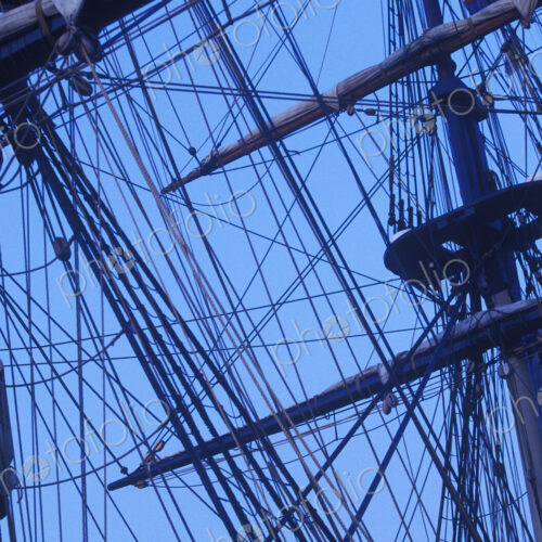 Rigging and Masts of Sailing Ship Rigging and Masts of Sailing Ship