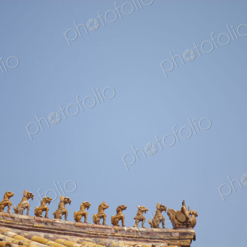 Rooftop Statues