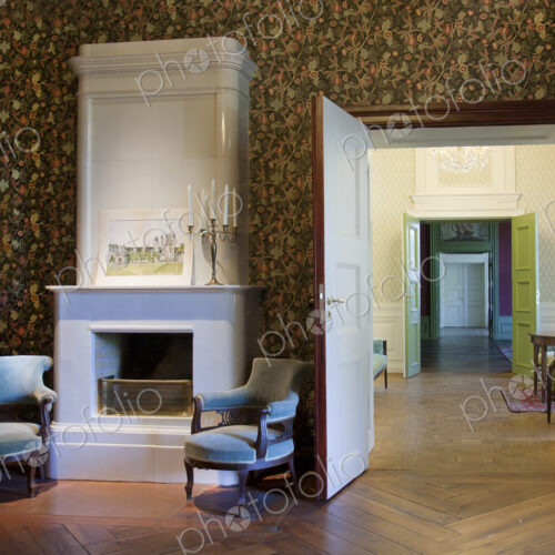 Room With a Fireplace
