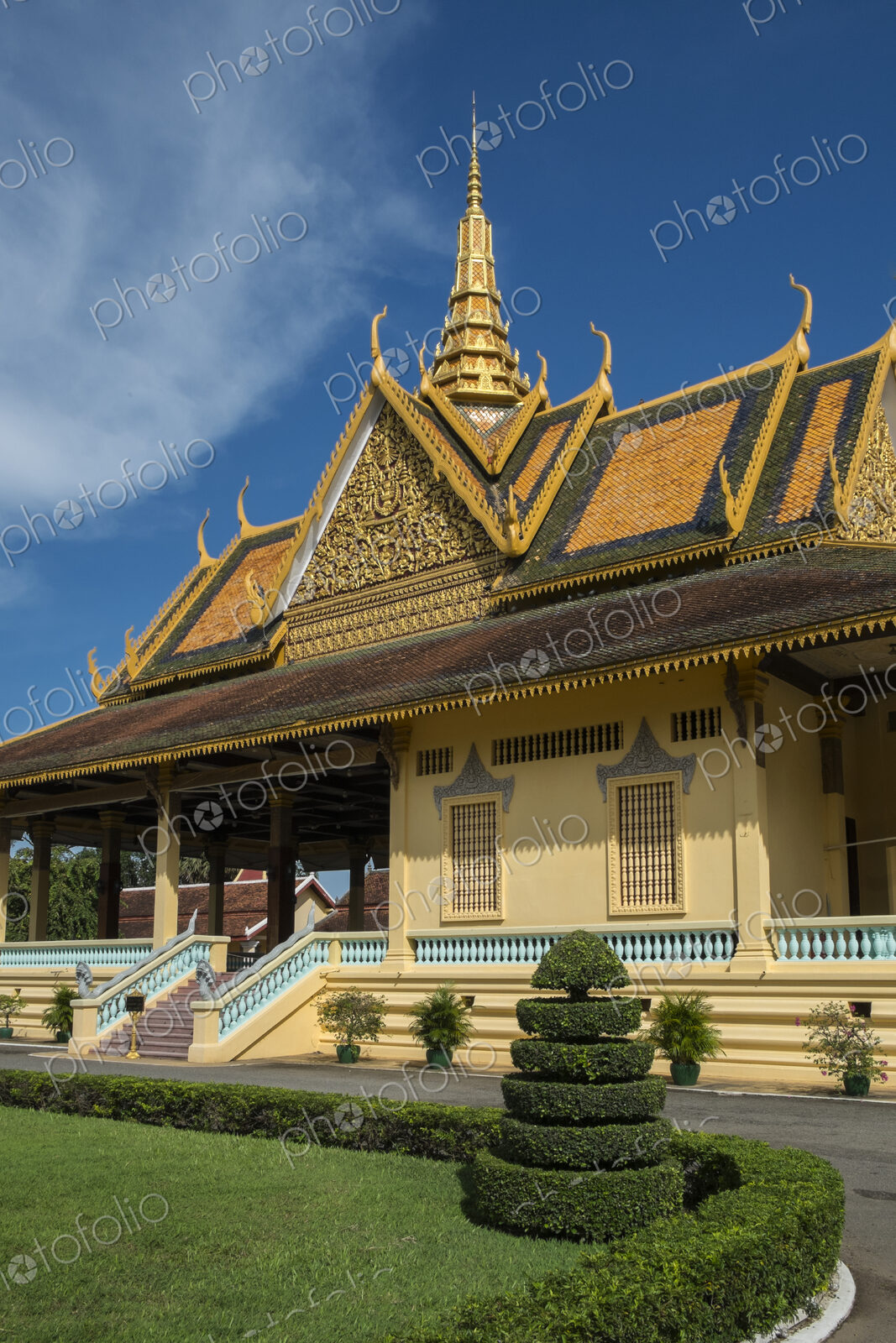 Royal Palace of Cambodia and courtyard, Phom Penh, Cambodia
