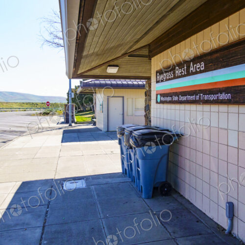 Ryegrass Rest Area on Interstate 90, garbage cans, water tap and parking spaces. Ryegrass Rest Area on Interstate 90, garbage cans, water tap and parking spaces.