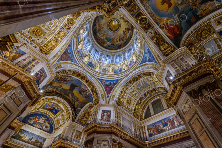 Saint Isaac's Cathedral, the 19th century cathedral interior, painted domes and wall…