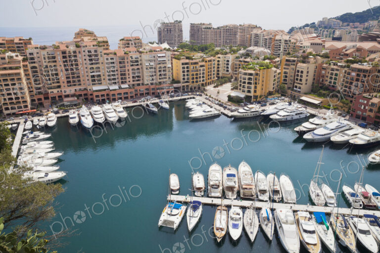 Ships in Harbor