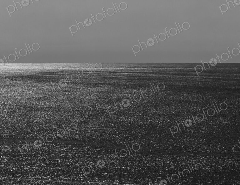 Stock image of seascape, horizon and sky at dusk, northern Oregon coast