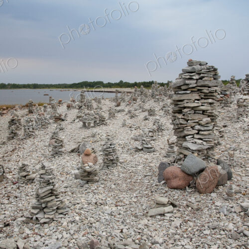 Stone Towers on the Beach Stone Towers on the Beach