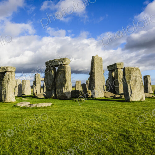 Stonehenge, prehistoric henge with large stones Stonehenge, prehistoric henge with large stones