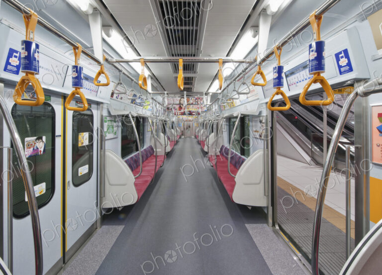 Subway car of the Minato Mirai Line, Motomachi Chukagai Subway Station, Yokohama, Japan