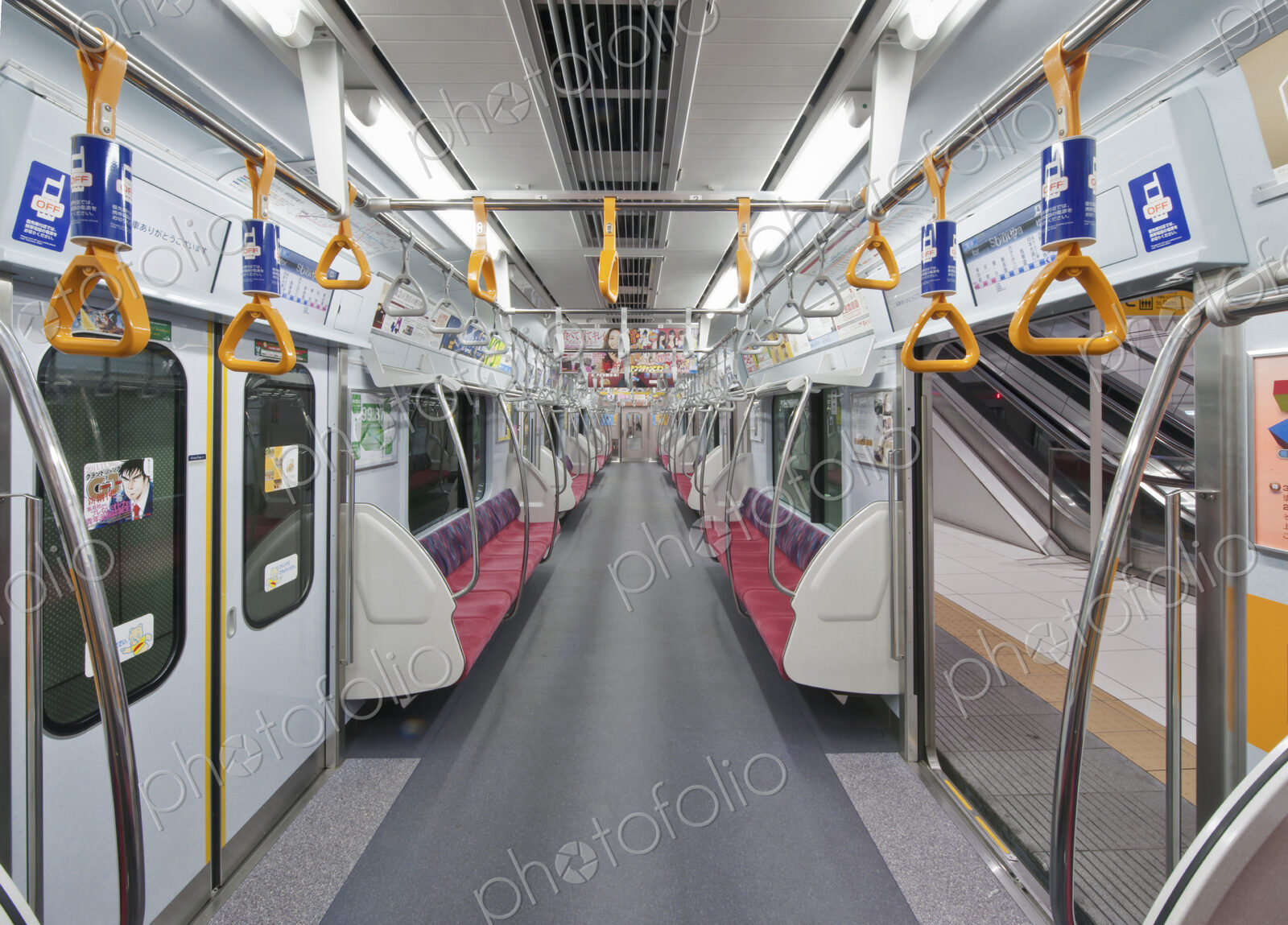 Subway car of the Minato Mirai Line, Motomachi Chukagai Subway Station, Yokohama, Japan