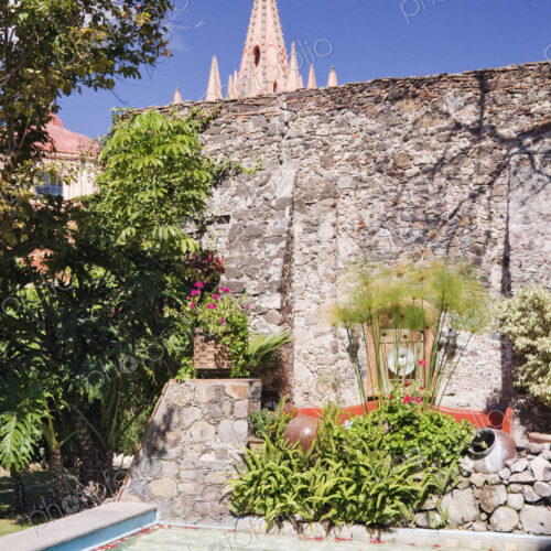 Swimming Pool in Hotel Garden